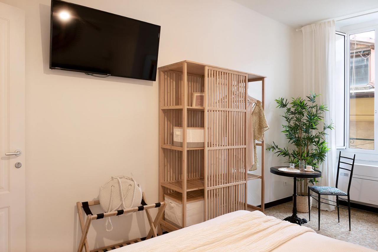 Ensemble Rooms Di Vayadu Alassio Exteriér fotografie