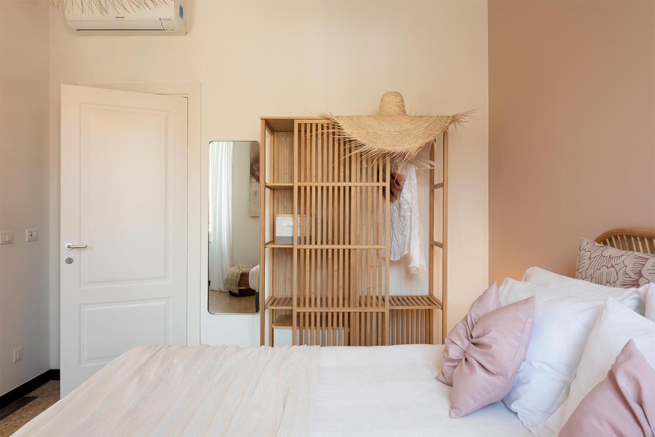 Ensemble Rooms Di Vayadu Alassio Exteriér fotografie