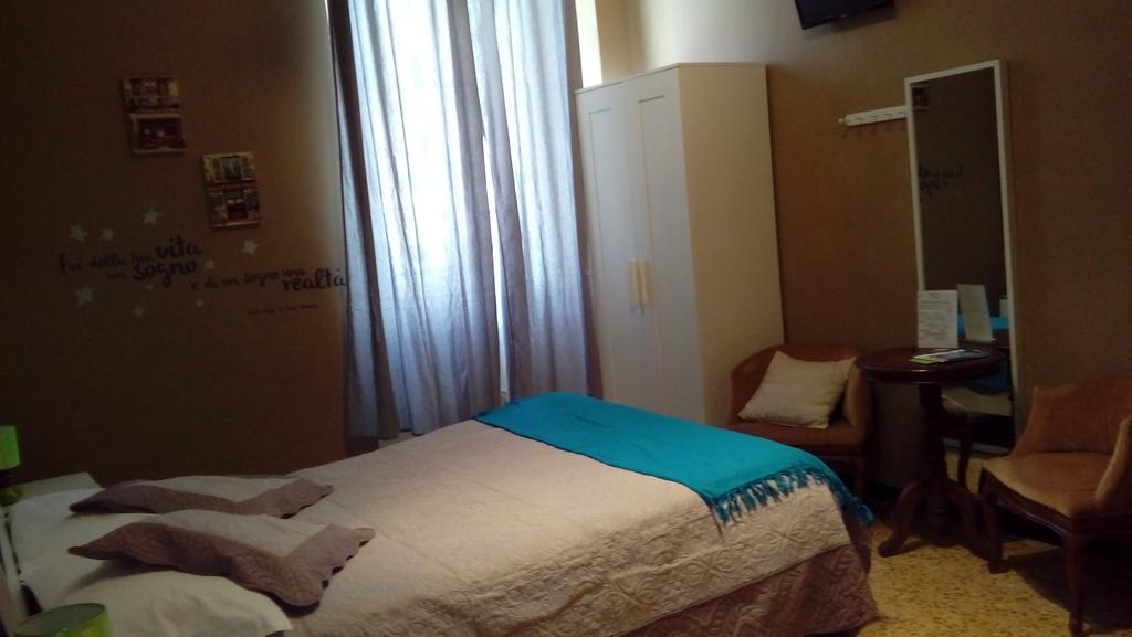 Ensemble Rooms Di Vayadu Alassio Exteriér fotografie